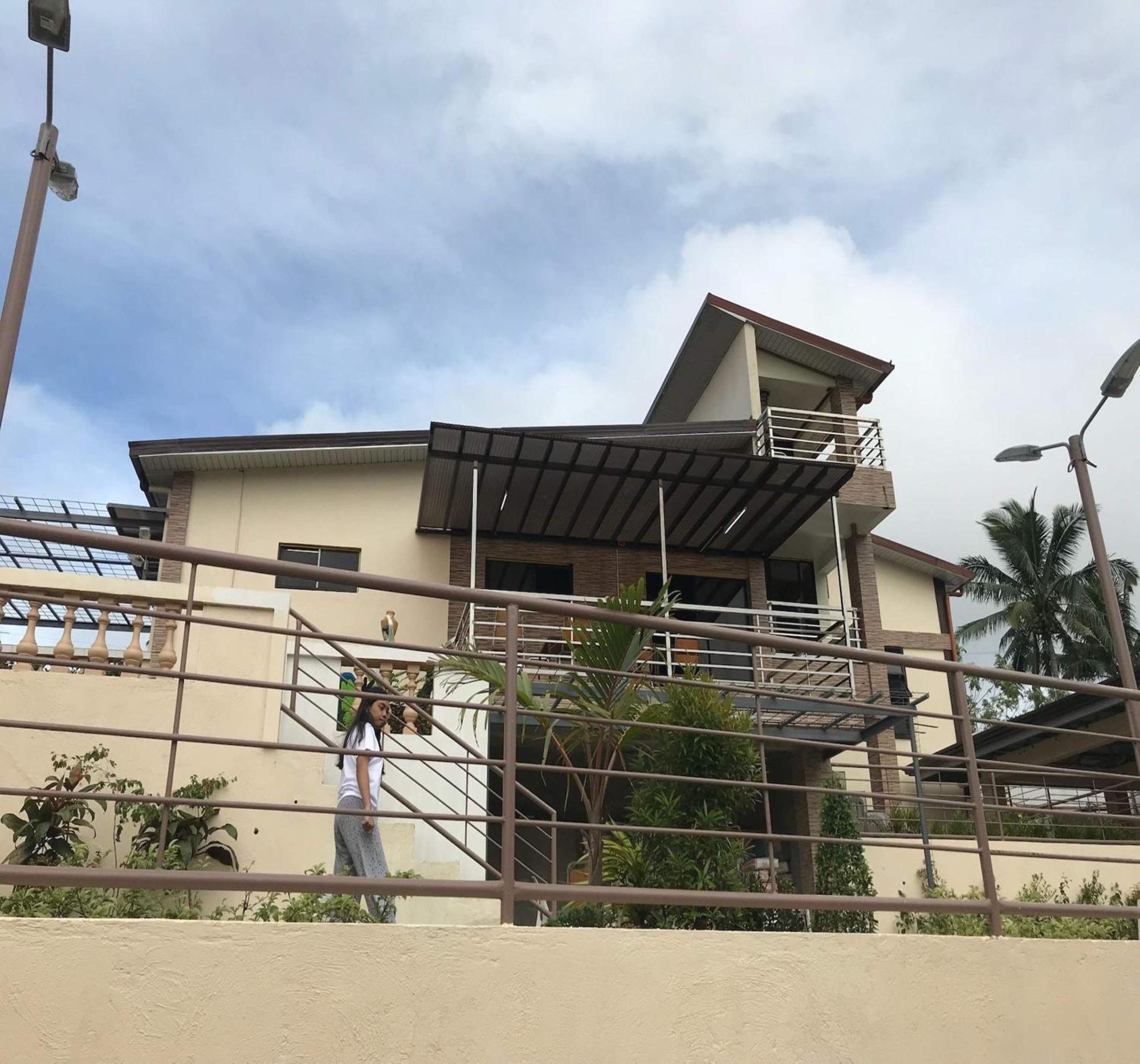 Oyo 1067 Villa Sofia At Silang Tagaytay City ภายนอก รูปภาพ